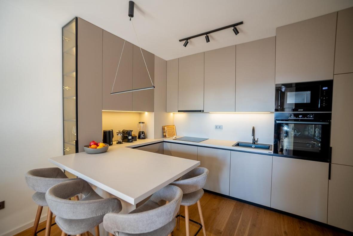 Noovi - With Private Parking Apartman Pula